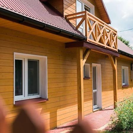Vila Zamsowka Guciow Exteriér fotografie